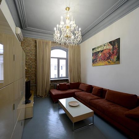 Artol Gorodetskogo Apartment Kiev Buitenkant foto