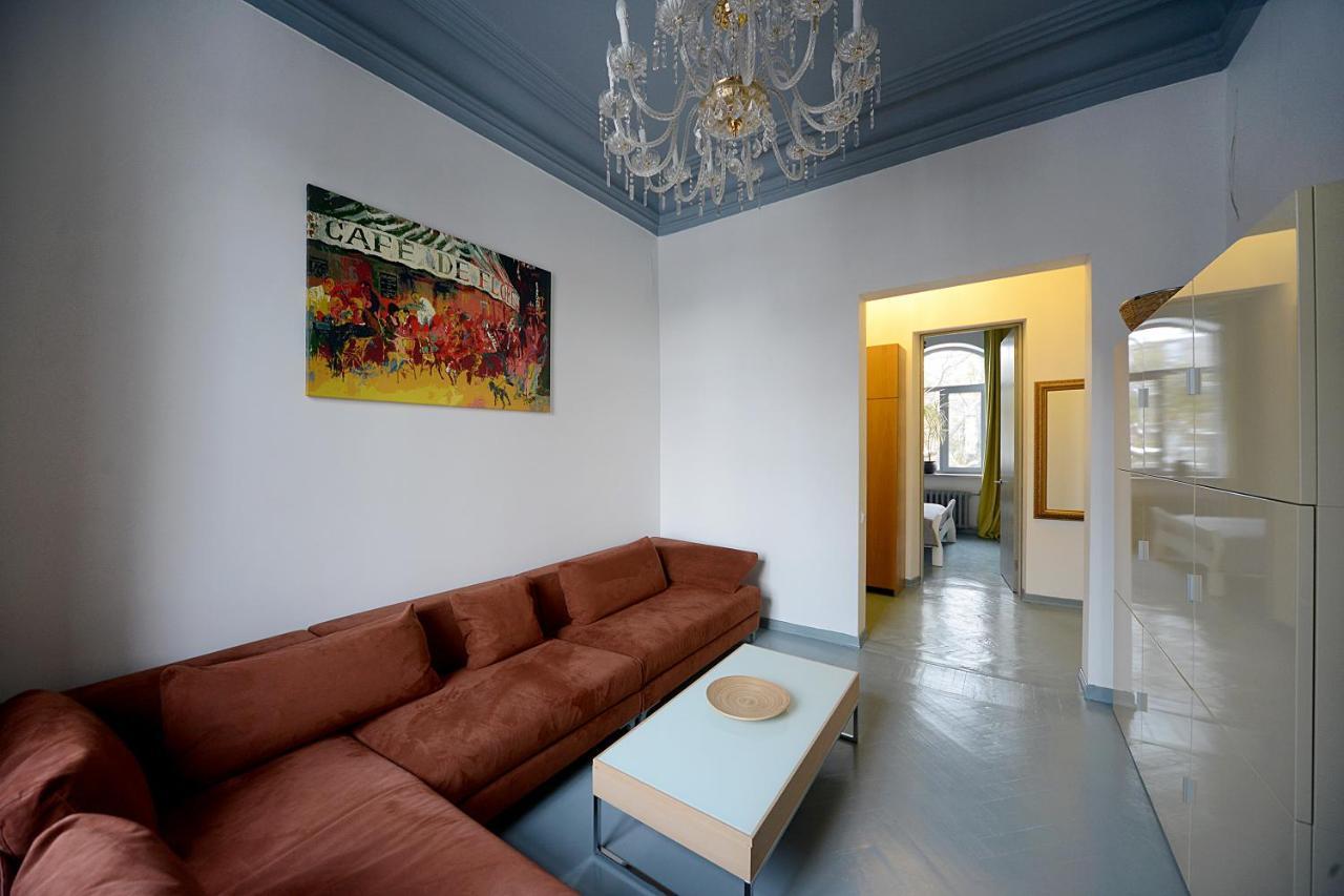 Artol Gorodetskogo Apartment Kiev Buitenkant foto